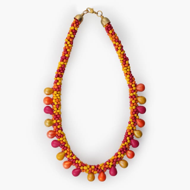 DCA 4387 Glass Necklace