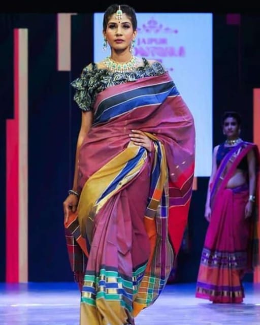 Handloom Cotton Printed Saree with Blouse (VH174)